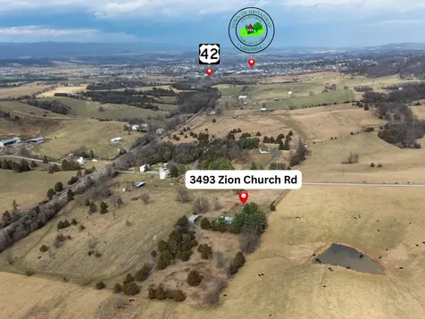 3493 Zion Church Road Broadway VA 22815