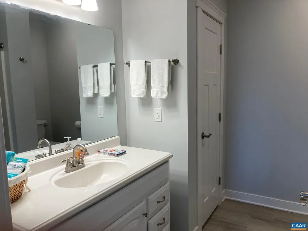 267 Heritage Drive Zion Crossroads VA 22942