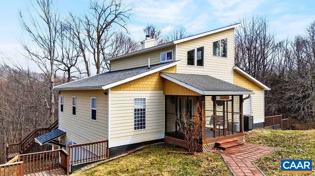 62 Summit Court Roseland VA 22967