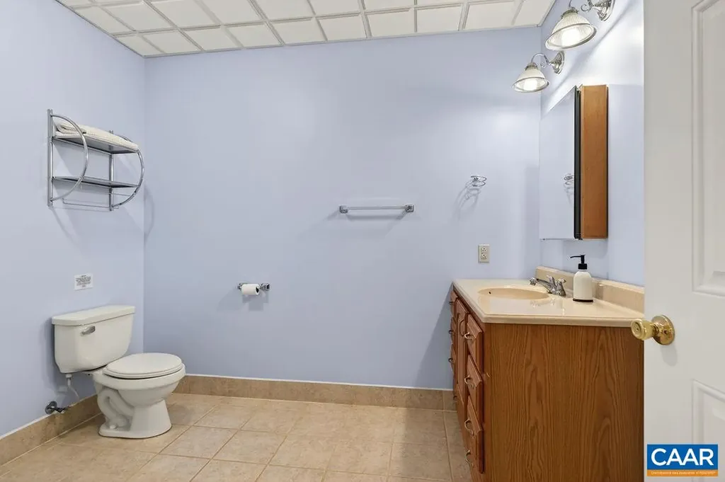 62 Summit Court Roseland VA 22967
