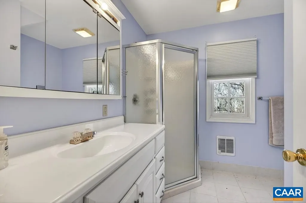 62 Summit Court Roseland VA 22967