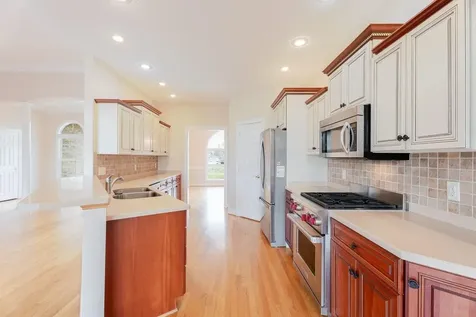 991 Clicks Lane New Market VA 22844