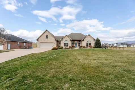 991 Clicks Lane New Market VA 22844