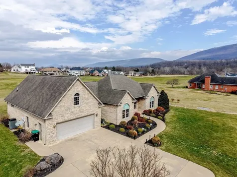 991 Clicks Lane New Market VA 22844