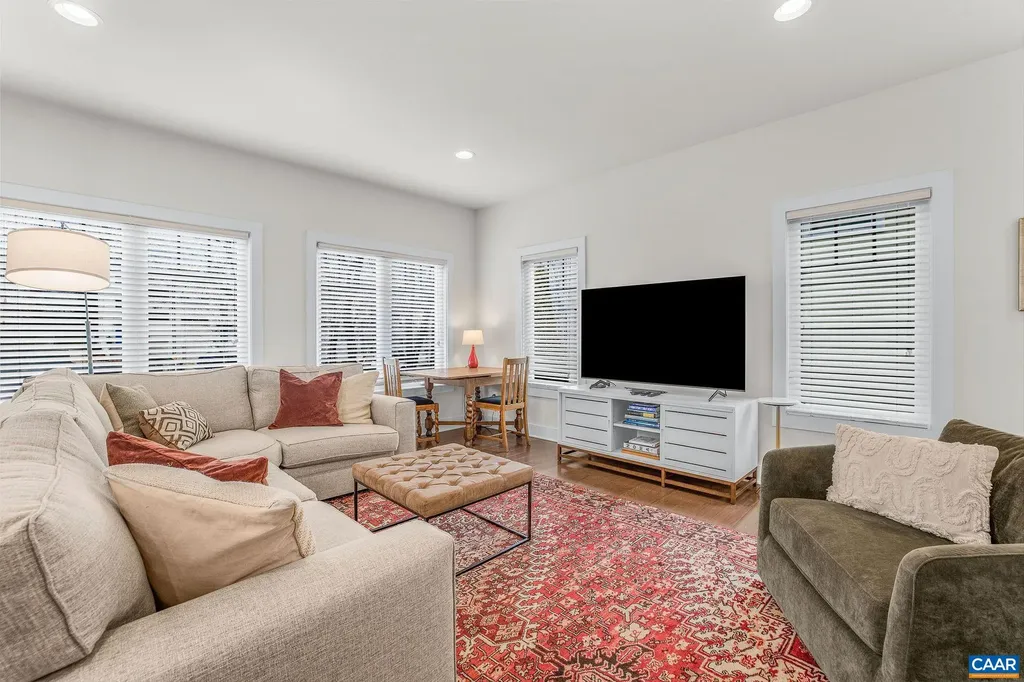 114 Burnet Way Charlottesville VA 22902
