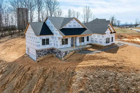 12 Valley Manor Drive Staunton VA 24401