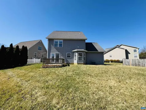 212 Kingsport Road Waynesboro VA 22980