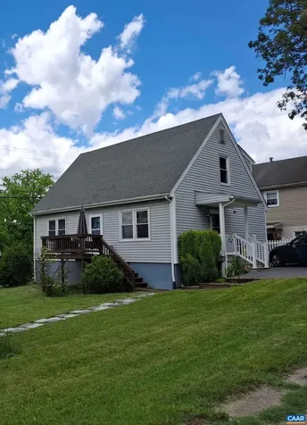 642 Delphine Avenue N Waynesboro VA 22980