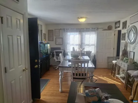 642 Delphine Avenue N Waynesboro VA 22980
