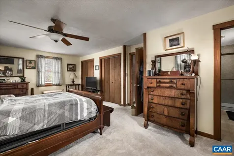 406 Raccoon Drive Winchester VA 22602