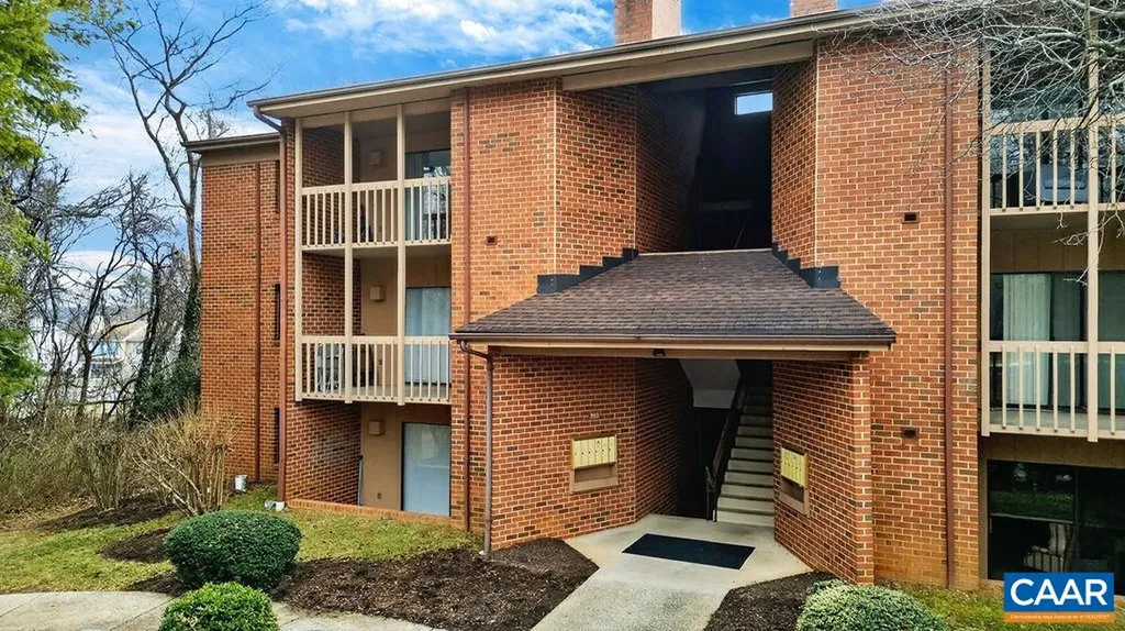 143 Green Turtle Lane Charlottesville VA 22901