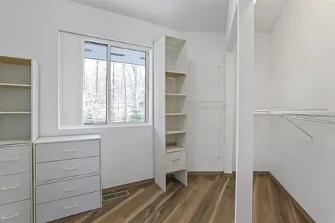 308 Brush Leaf Lane Mt Jackson VA 22842