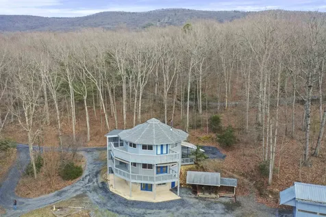 308 Brush Leaf Lane Mt Jackson VA 22842
