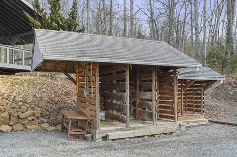 308 Brush Leaf Lane Mt Jackson VA 22842