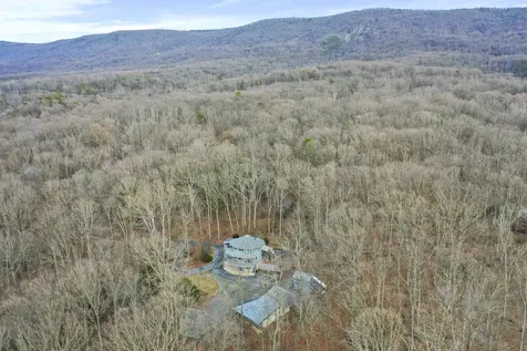 308 Brush Leaf Lane Mt Jackson VA 22842