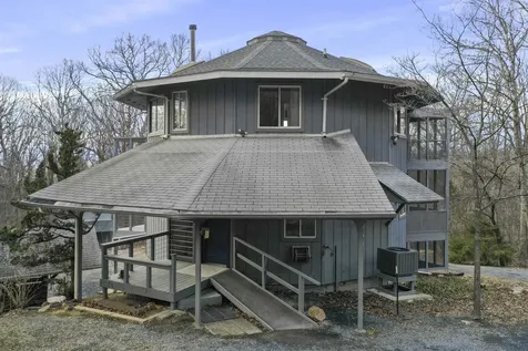308 Brush Leaf Lane Mt Jackson VA 22842