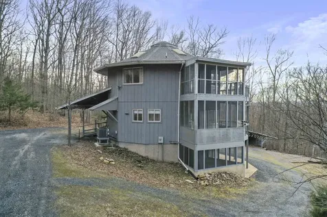 308 Brush Leaf Lane Mt Jackson VA 22842