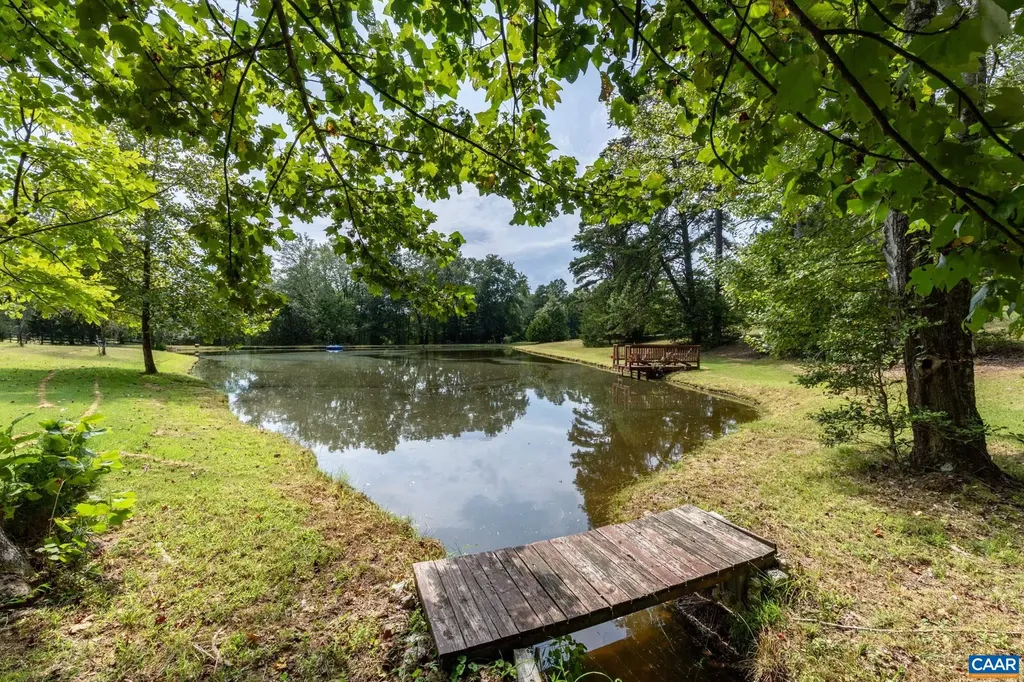 1128 Beaverdam Road Keswick VA 22947
