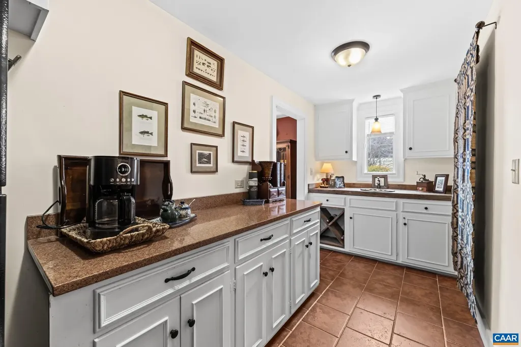 1128 Beaverdam Road Keswick VA 22947