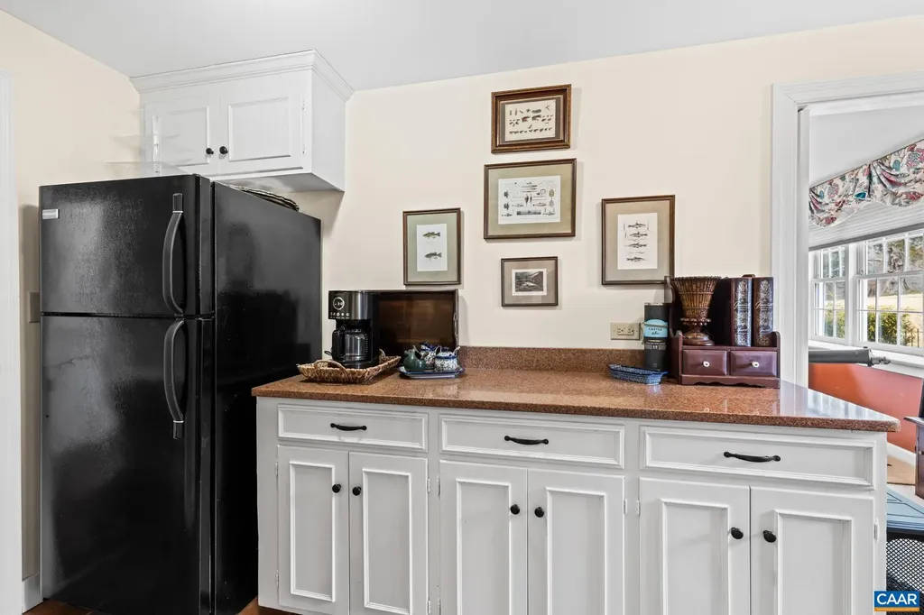 1128 Beaverdam Road Keswick VA 22947