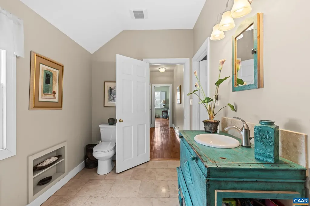 1128 Beaverdam Road Keswick VA 22947