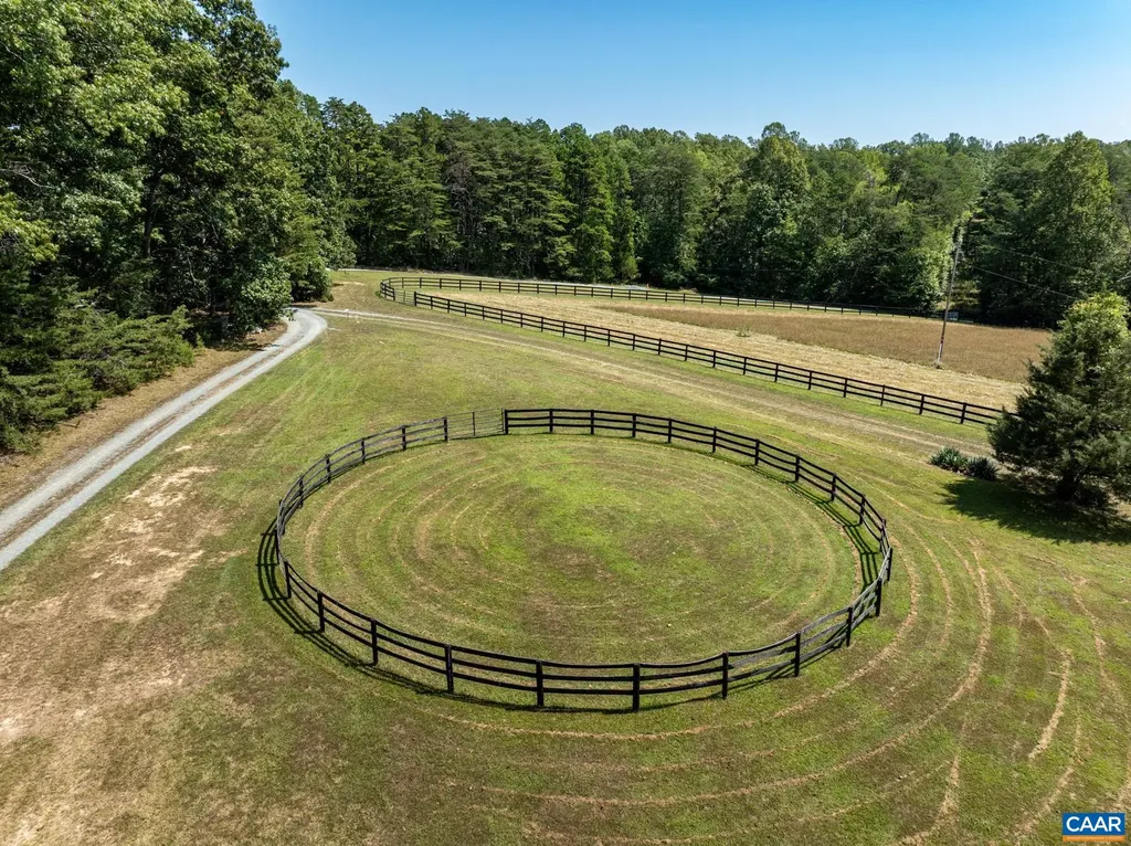 1128 Beaverdam Road Keswick VA 22947