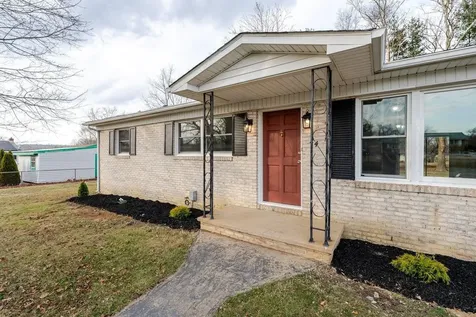 24 La Salle Drive Grottoes VA 24441