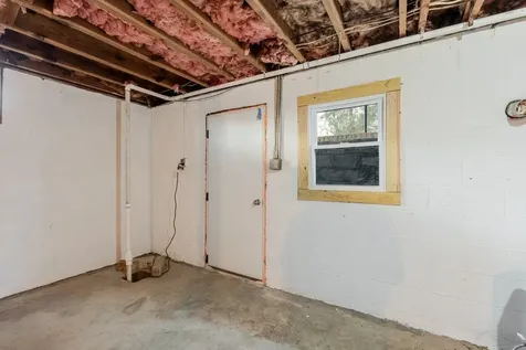 24 La Salle Drive Grottoes VA 24441