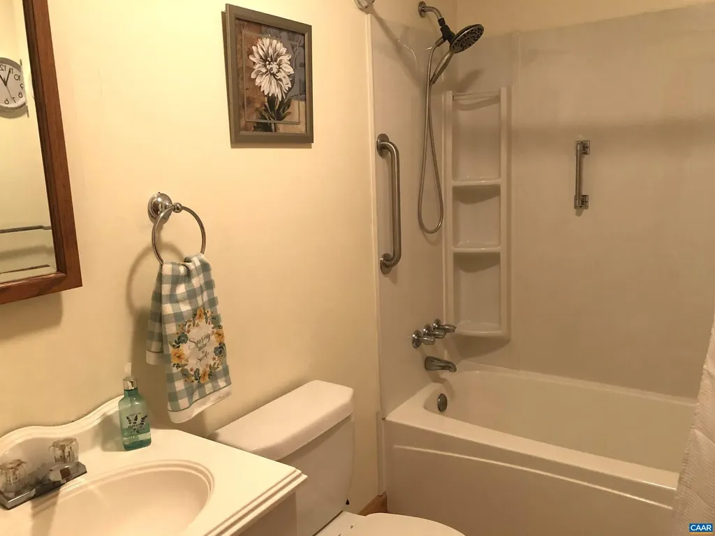 3193 Old Lynchburg Road North Garden VA 22959
