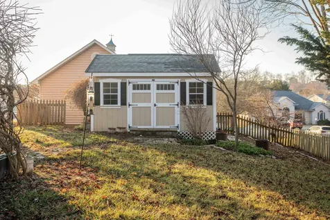 465 Confederacy Drive Penn Laird VA 22846