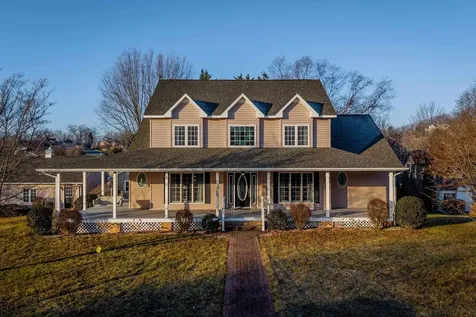 465 Confederacy Drive Penn Laird VA 22846