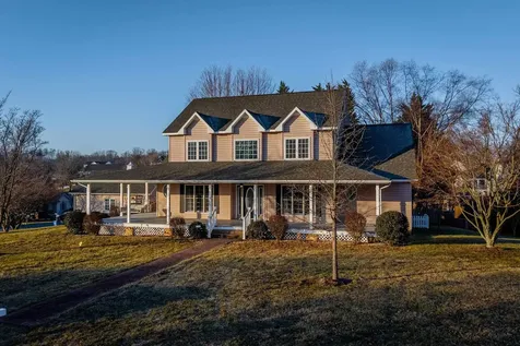 465 Confederacy Drive Penn Laird VA 22846