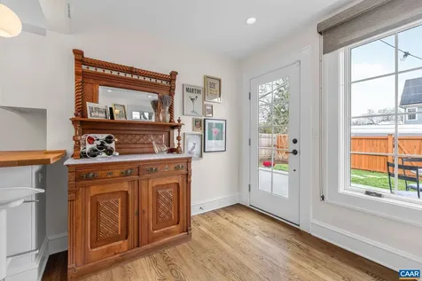 1105 Avon Street Charlottesville VA 22902