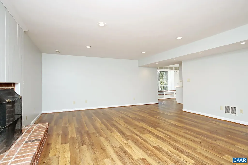 972 Grayson Lane Charlottesville VA 22903