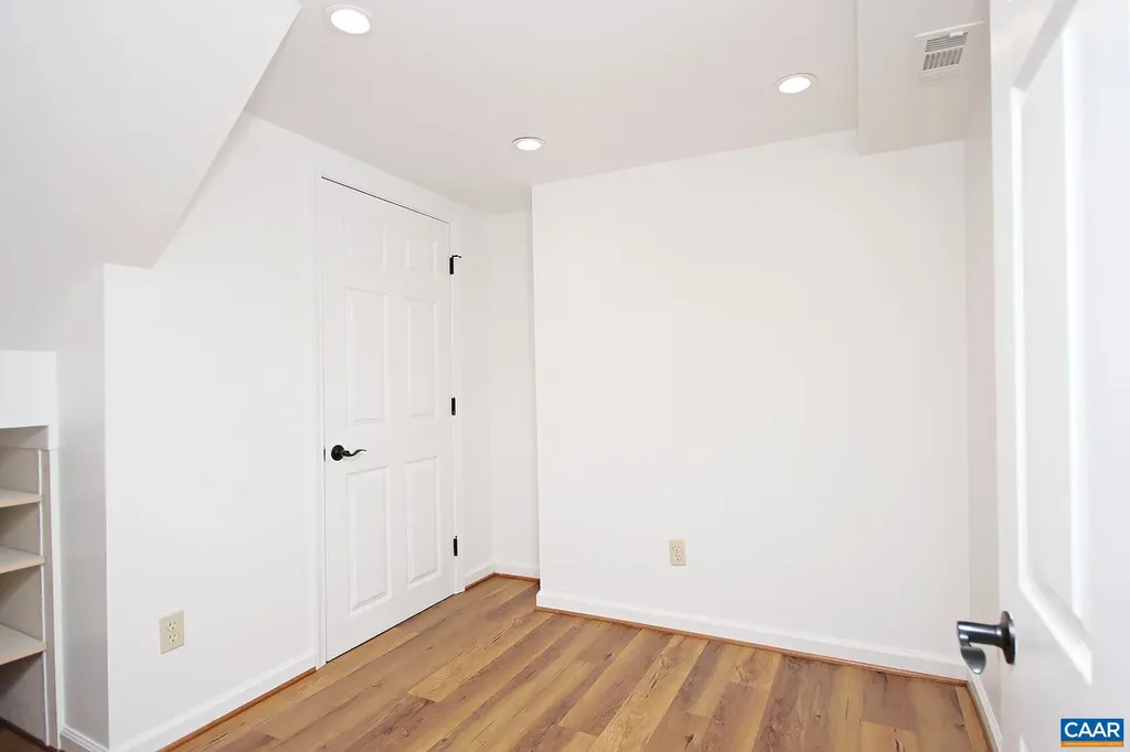 972 Grayson Lane Charlottesville VA 22903