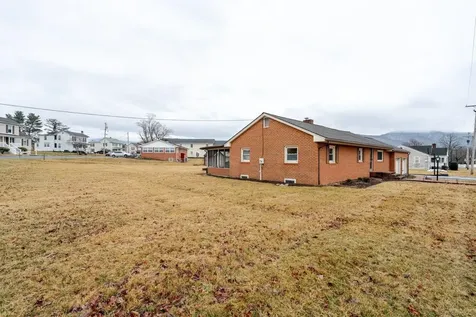 114 Clarke Avenue Elkton VA 22827