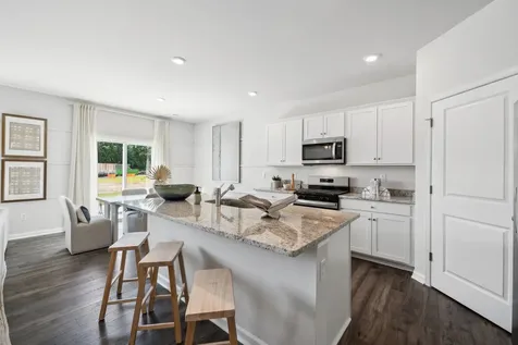 561 Summercrest Avenue Waynesboro VA 22980