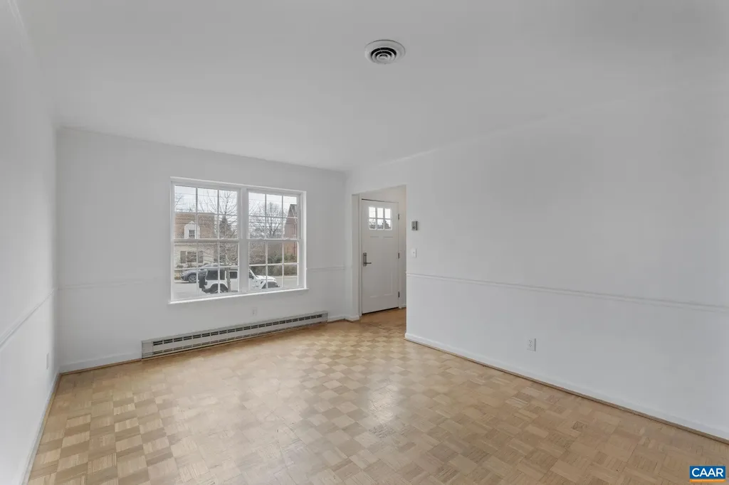 827 Saint Clair Avenue Charlottesville VA 22902