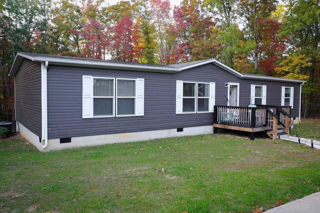 31 Big Bird Lane Crimora VA 24431