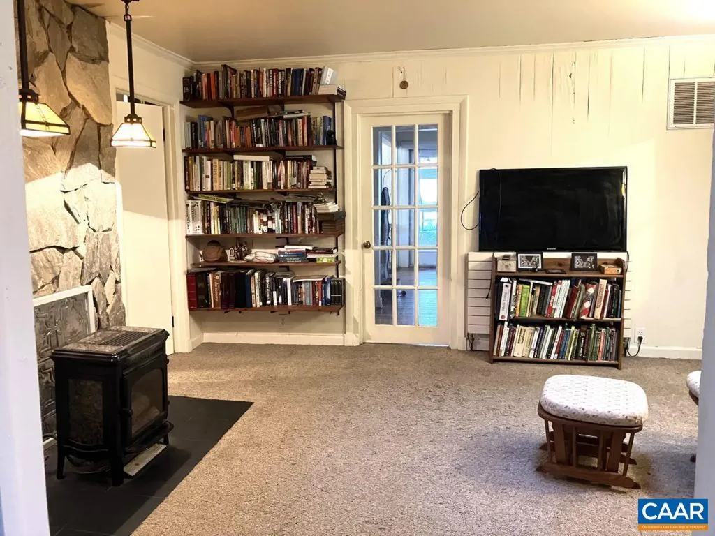 877 Holland Creek Road Louisa VA 23093