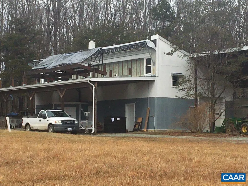 877 Holland Creek Road Louisa VA 23093