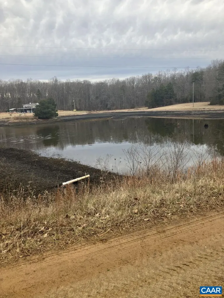 877 Holland Creek Road Louisa VA 23093