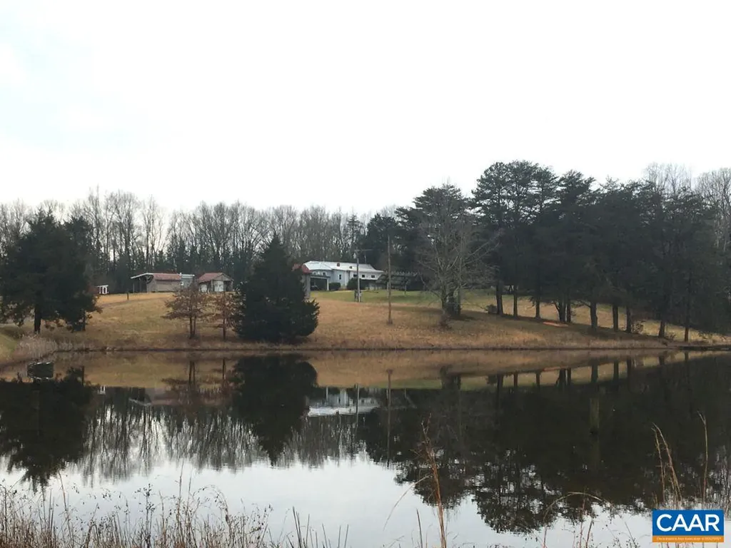 877 Holland Creek Road Louisa VA 23093