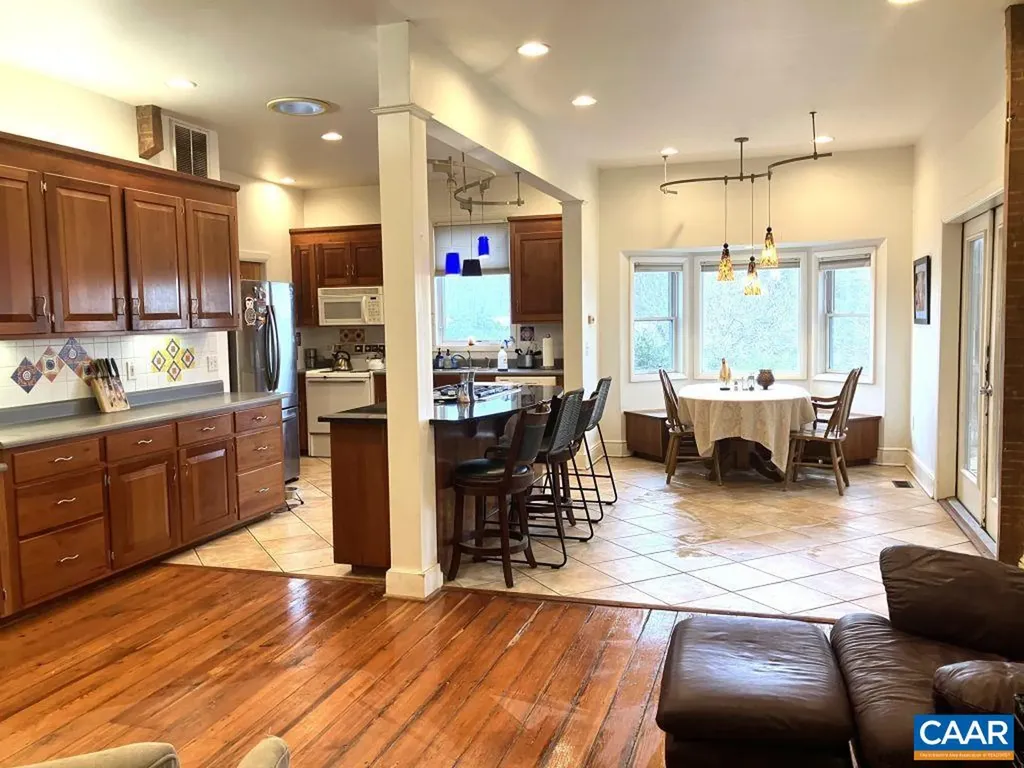 877 Holland Creek Road Louisa VA 23093