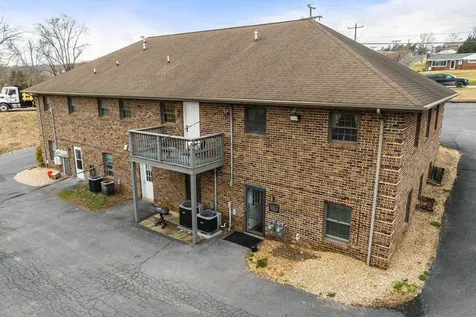 727 Lee Highway Verona VA 24482