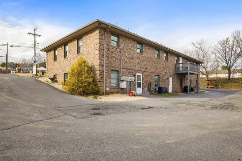 727 Lee Highway Verona VA 24482