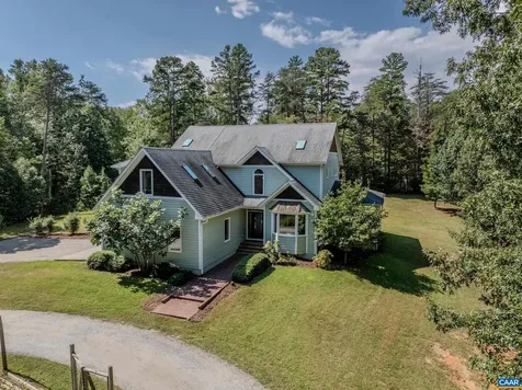 140 Lynx Farm Lane Charlottesville VA 22903