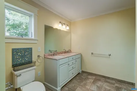 140 Lynx Farm Lane Charlottesville VA 22903