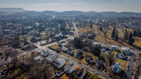 455 Elizabeth Street E Harrisonburg VA 22802