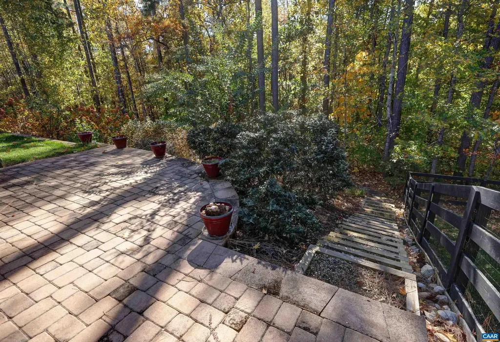 289 Appalachian Lane Zion Crossroads VA 22942